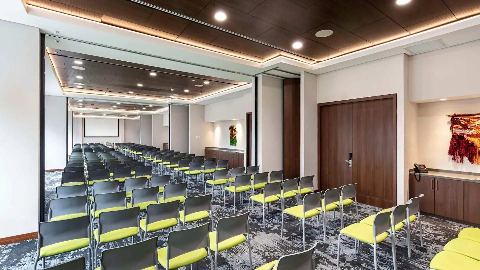 Hyatt Place Bogota Convention Center 4*,