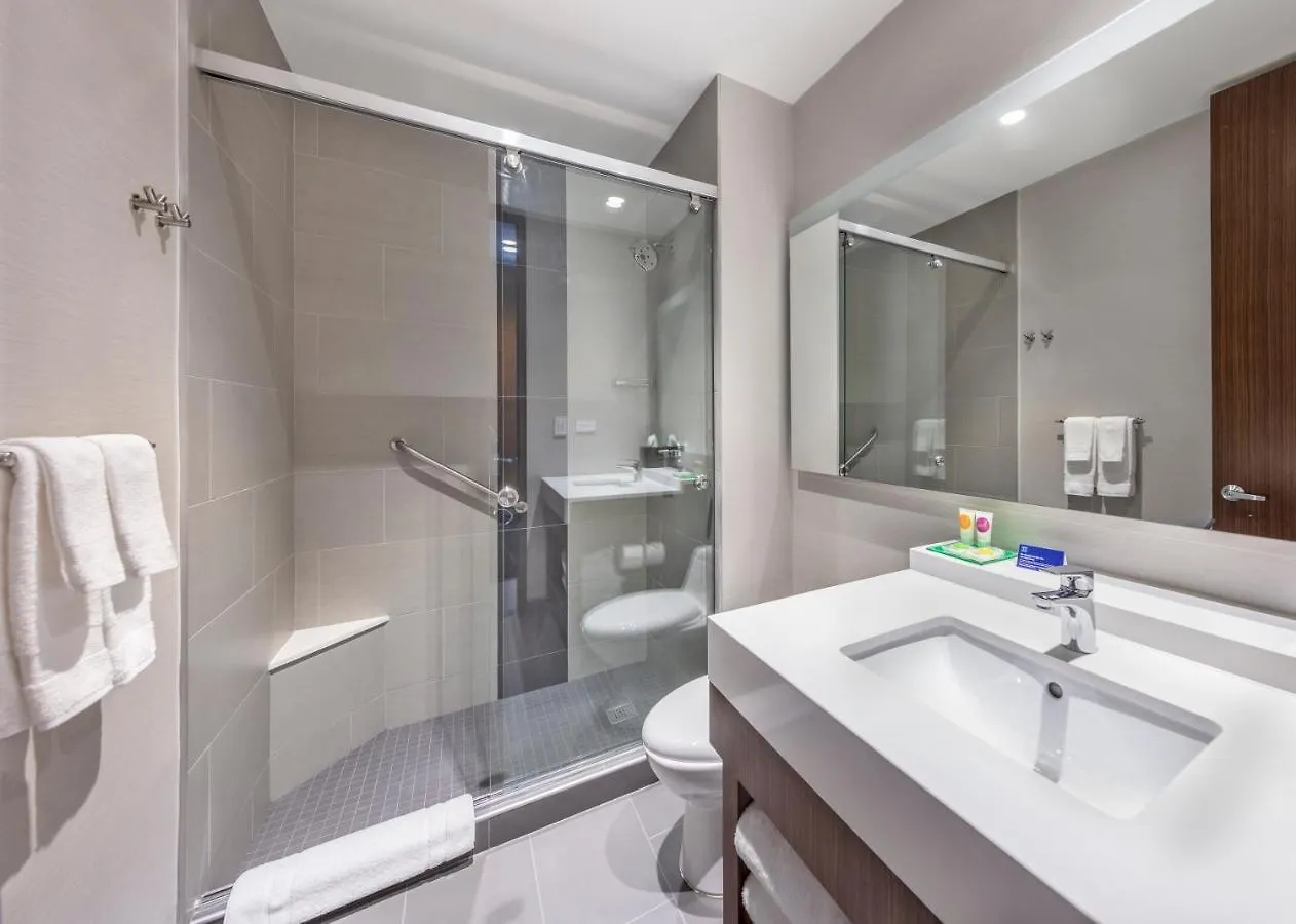 Hyatt Place Bogota Convention Center